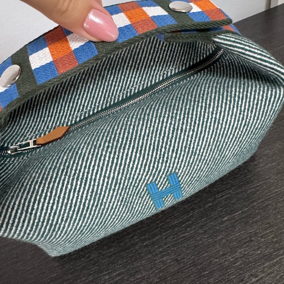 Hermes Toile Bride-A-Brac Small Travel Case - Picture 8 of 9